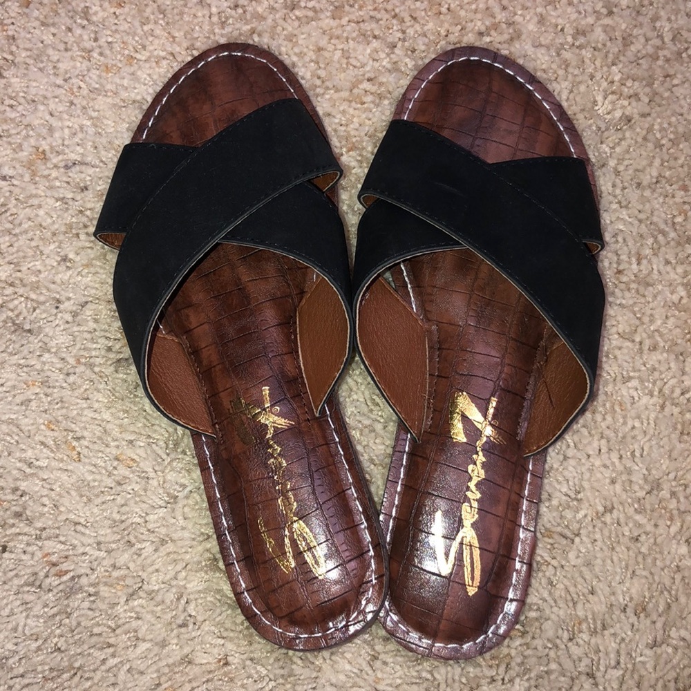Black sandals